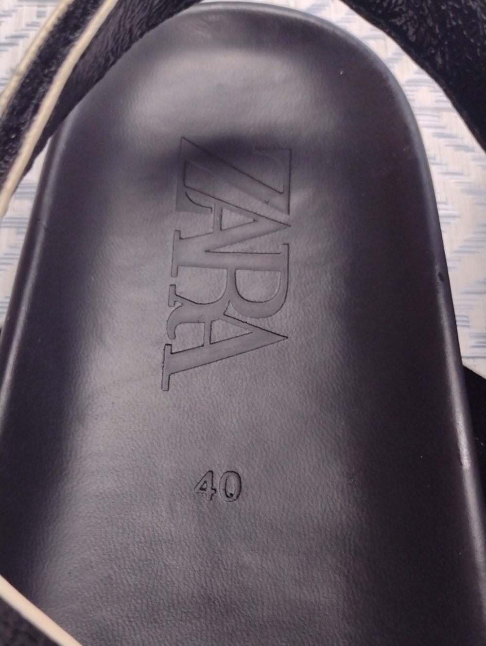 Zara Black Patent Cross-Strap Slingback Sandals,Comfortable and soft. - Picture 11 of 16